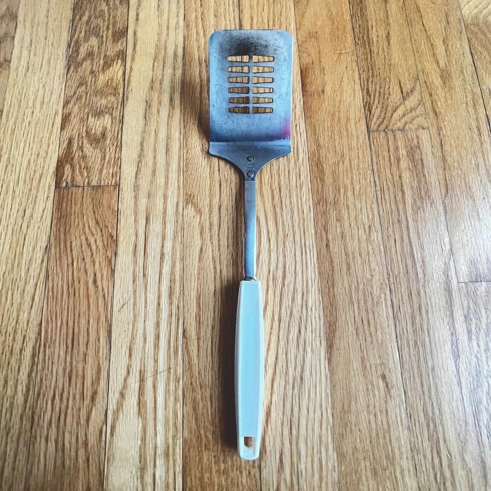Vintage 1970's ECKO Chromium Plated Slotted Spatula Flipper White Handle MCM USA